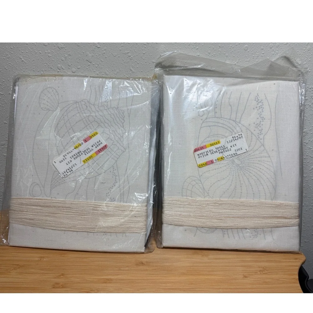 Prism Designs Sculptured Stitchery Kit Unisex OS Beige Seashell 1983 Vintage 2pk